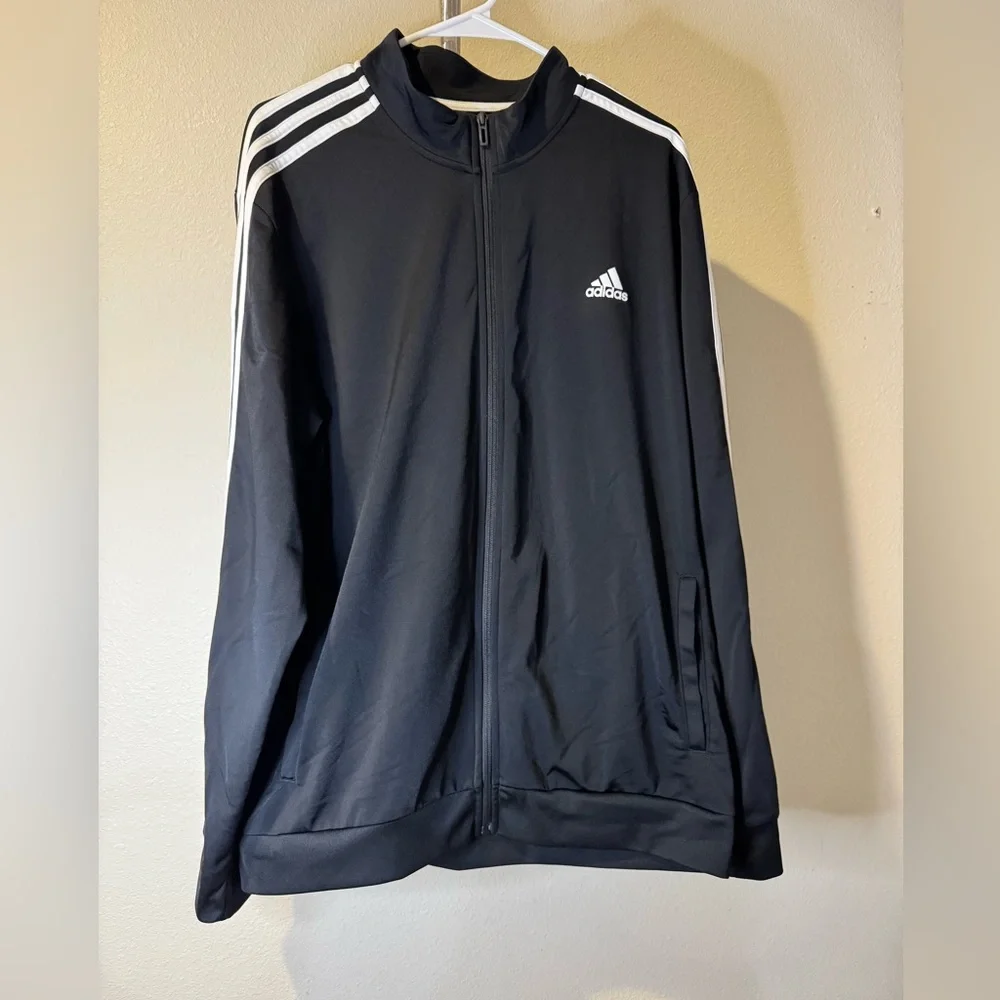 Adidas Men's Black Windbreaker Jacket - Picture 1 of 3